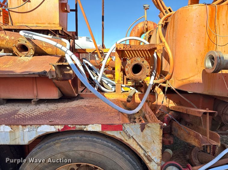 image for item DT5478 2008 Mack GU713 fracturing and sand blender truck