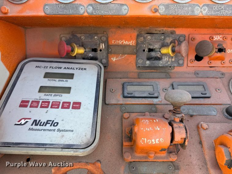 image for item DT5478 2008 Mack GU713 fracturing and sand blender truck