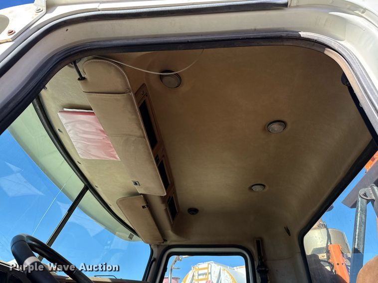 image for item DT5478 2008 Mack GU713 fracturing and sand blender truck