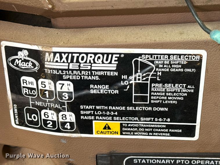 image for item DT5478 2008 Mack GU713 fracturing and sand blender truck