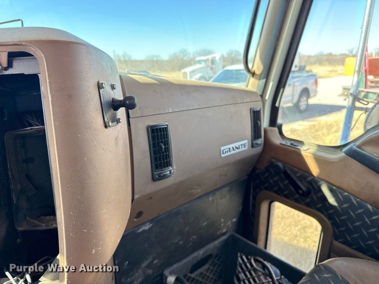 image for item DT5478 2008 Mack GU713 fracturing and sand blender truck