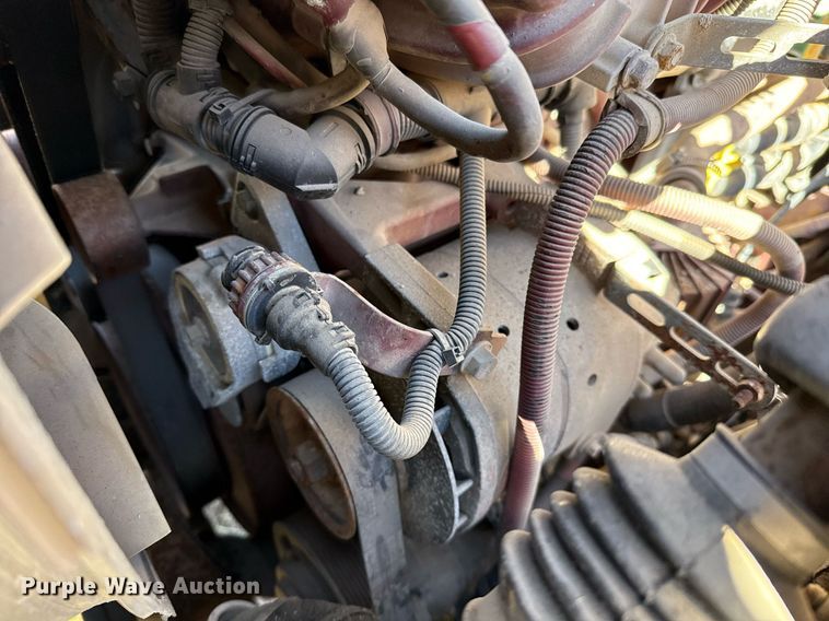 image for item DT5478 2008 Mack GU713 fracturing and sand blender truck