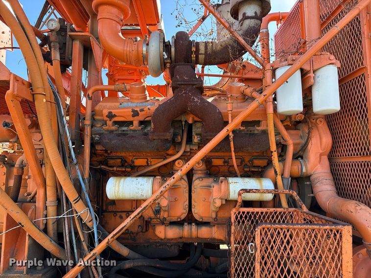 image for item DT5478 2008 Mack GU713 fracturing and sand blender truck