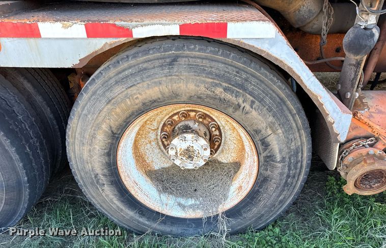 image for item DT5478 2008 Mack GU713 fracturing and sand blender truck