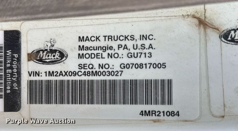 image for item DT5478 2008 Mack GU713 fracturing and sand blender truck