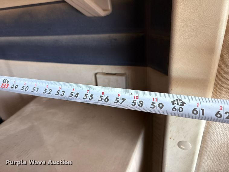 image for item DT5479 2005 Mack CXN613 semi truck