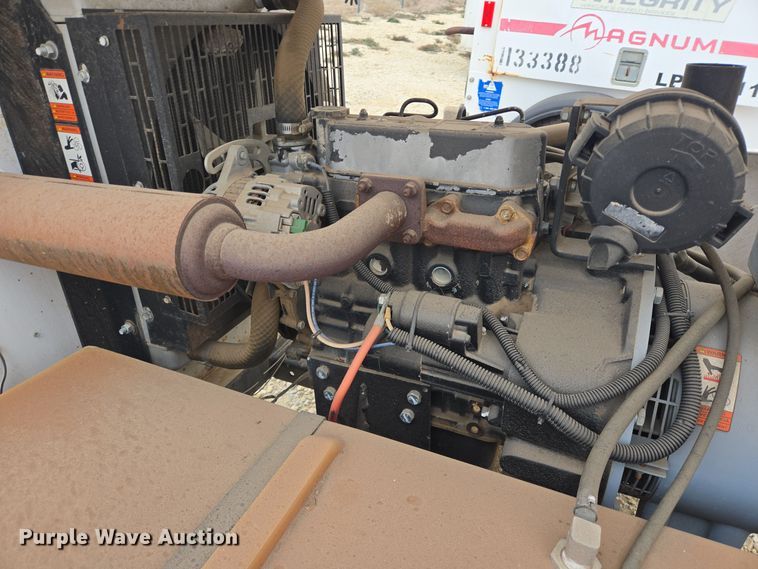 image for item DT5480 Magnum MLT4060MMH light plant