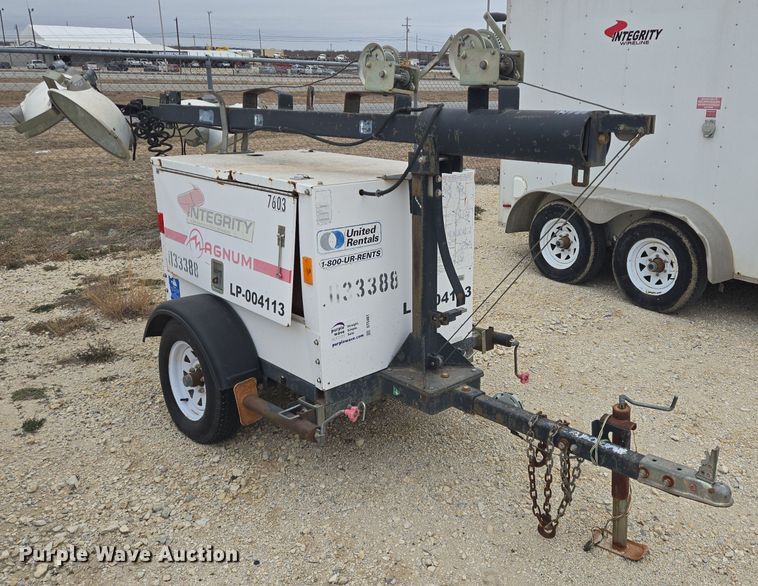 image for item DT5481 Magnum MLT3060M light plant