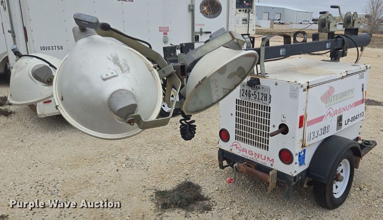 image for item DT5481 Magnum MLT3060M light plant