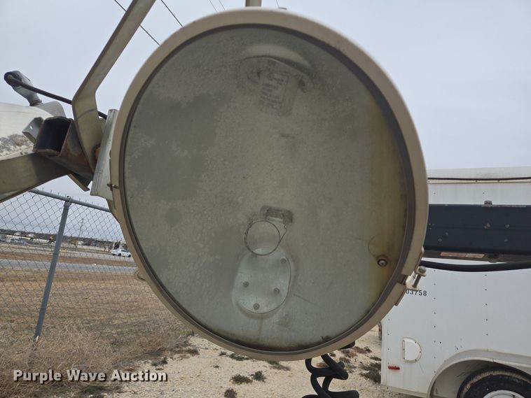 image for item DT5481 Magnum MLT3060M light plant