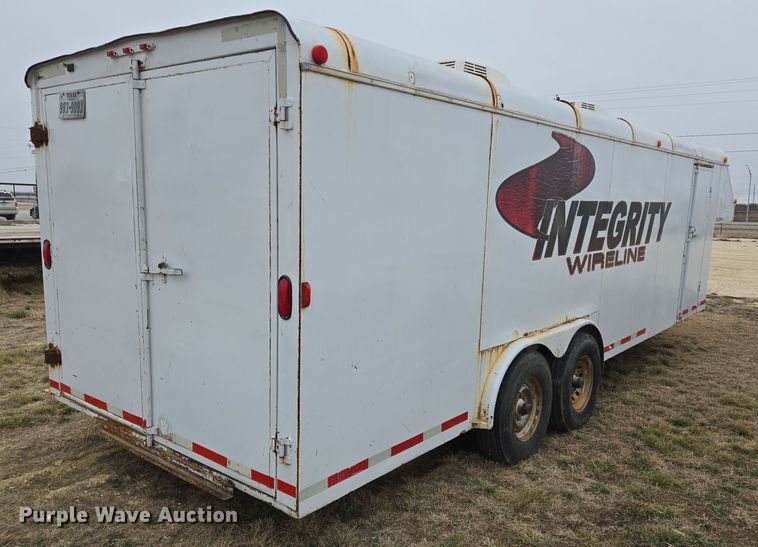 image for item DT5482 2006 WW enclosed cargo trailer