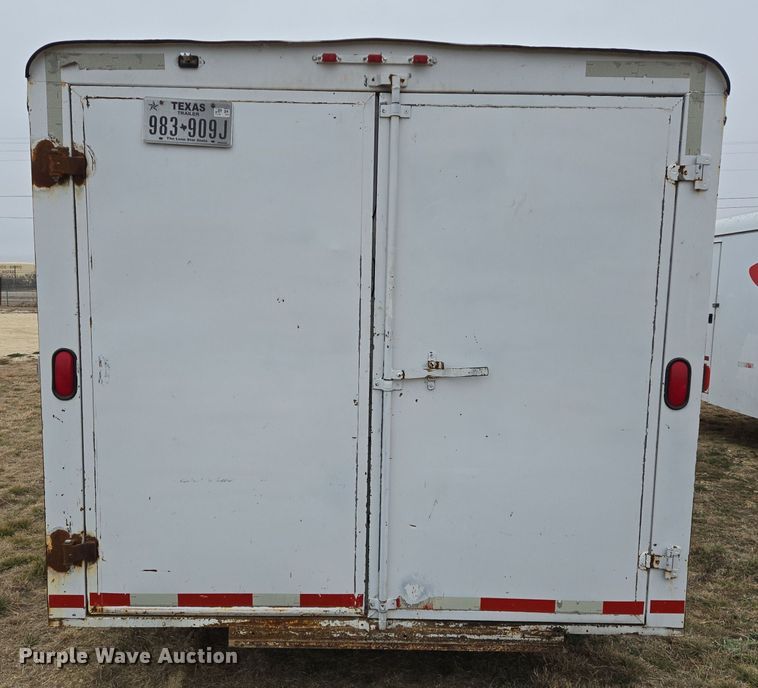 image for item DT5482 2006 WW enclosed cargo trailer