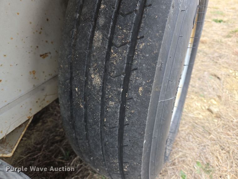 image for item DT5482 2006 WW enclosed cargo trailer