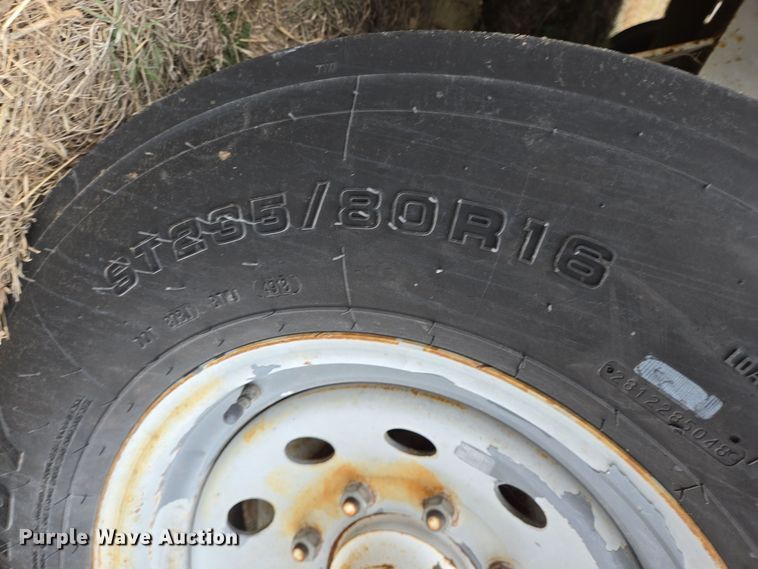 image for item DT5482 2006 WW enclosed cargo trailer