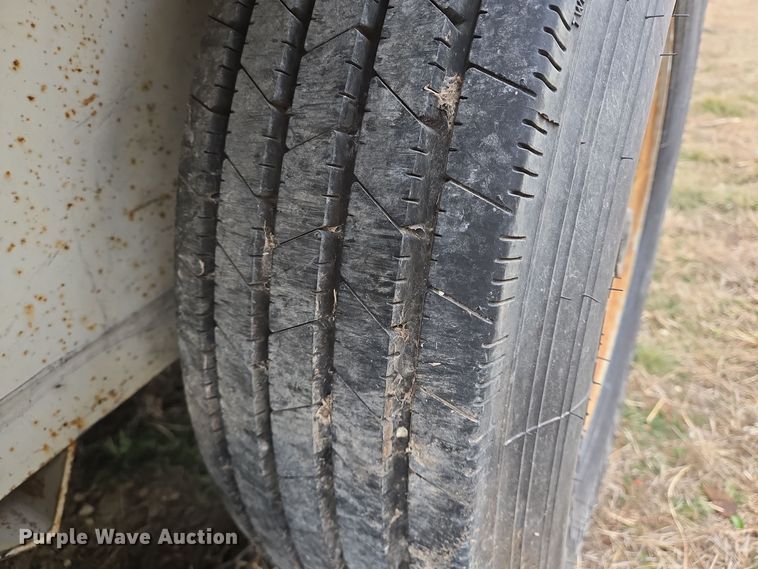 image for item DT5482 2006 WW enclosed cargo trailer