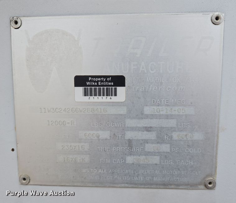 image for item DT5482 2006 WW enclosed cargo trailer