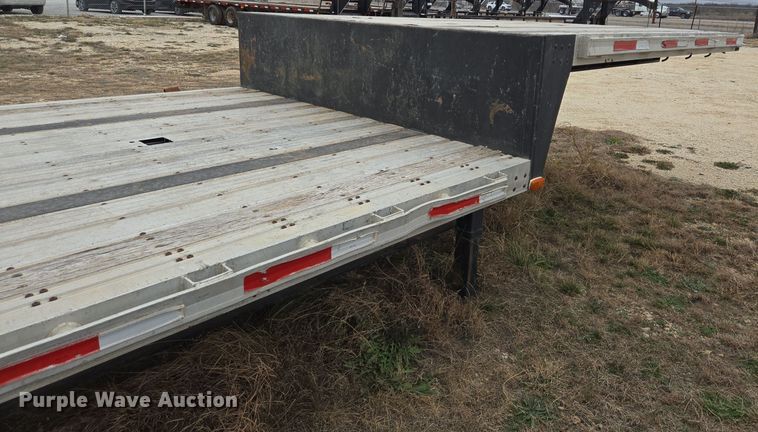 image for item DT5483 1997 Fontaine drop deck trailer
