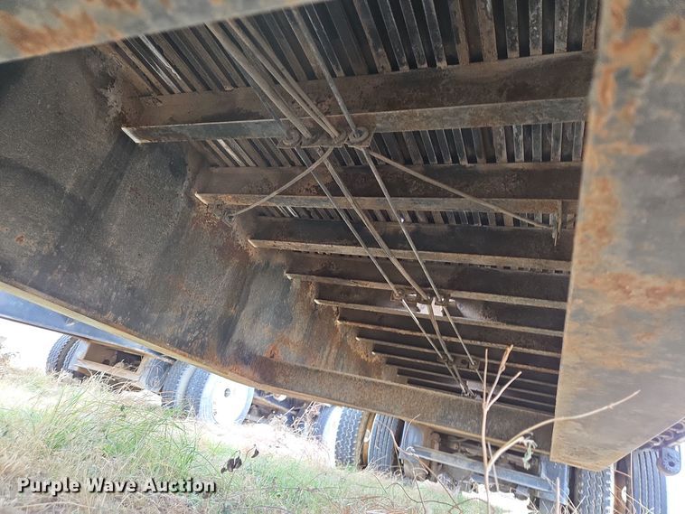 image for item DT5483 1997 Fontaine drop deck trailer