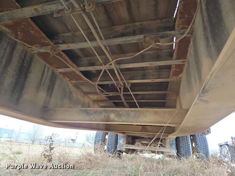 image for item DT5491 2000 Fontaine drop deck trailer