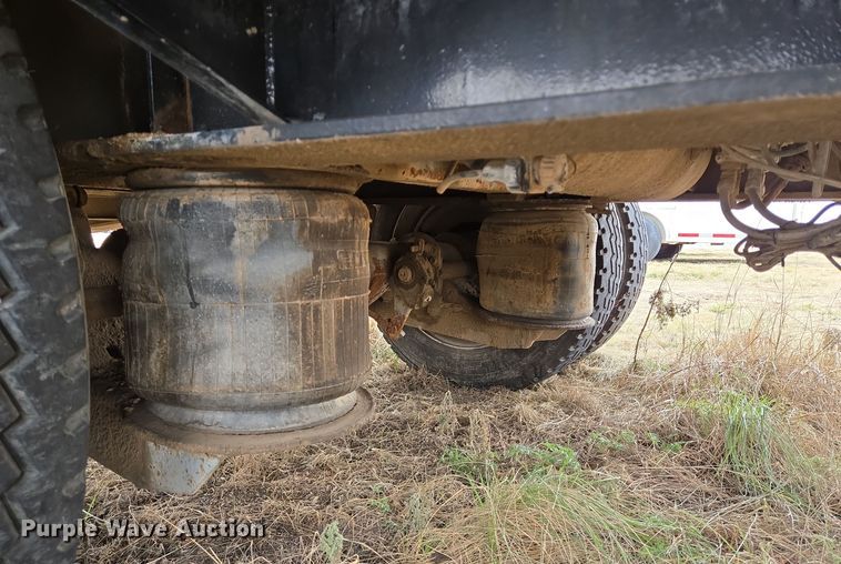 image for item DT5491 2000 Fontaine drop deck trailer