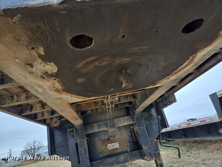 image for item DT5491 2000 Fontaine drop deck trailer