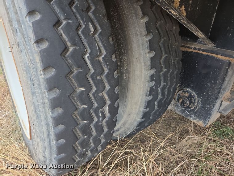 image for item DT5491 2000 Fontaine drop deck trailer