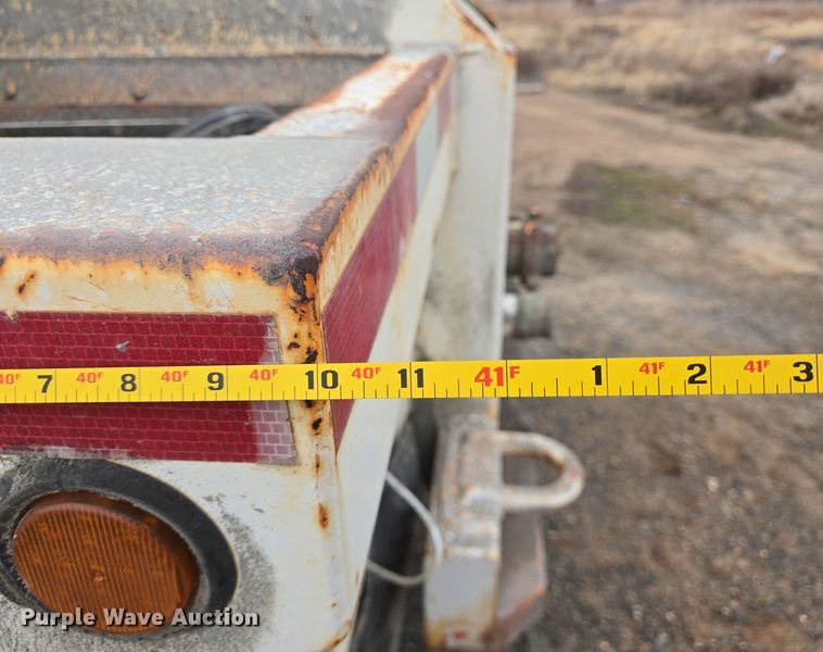 image for item DT5492 2009 Troxell acid tank trailer