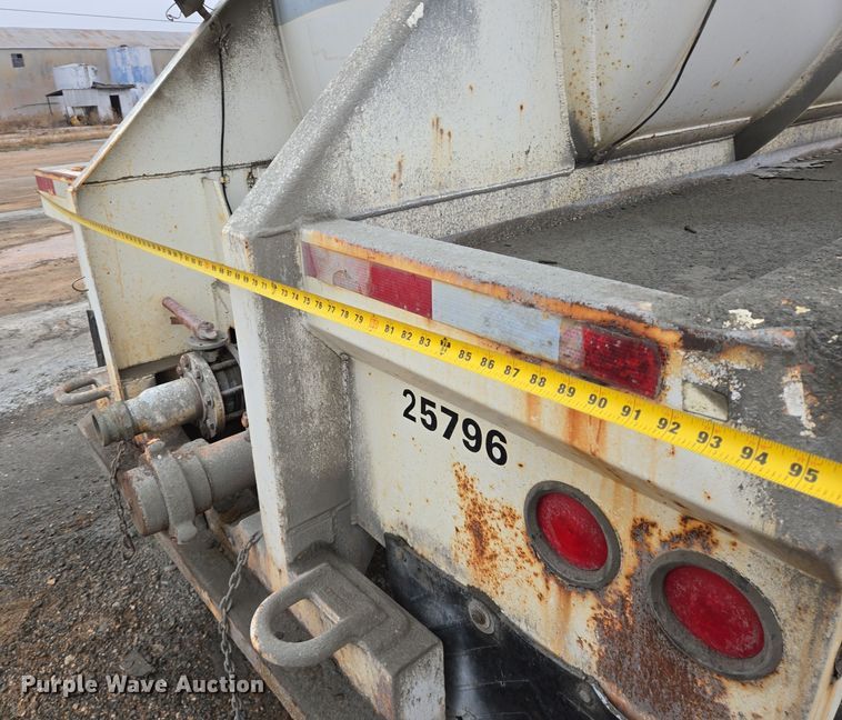 image for item DT5492 2009 Troxell acid tank trailer