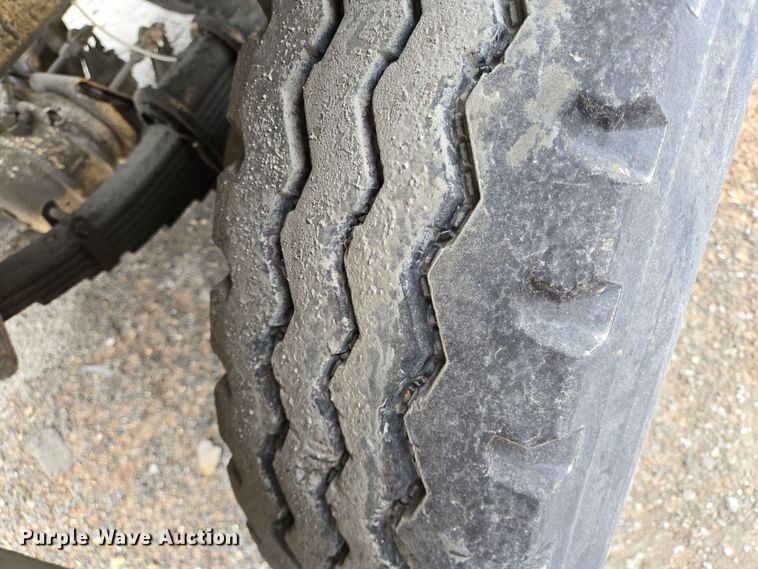 image for item DT5492 2009 Troxell acid tank trailer