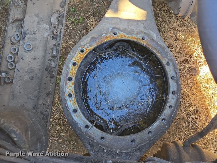 image for item EE0014 2009 Mack CHU613 semi truck