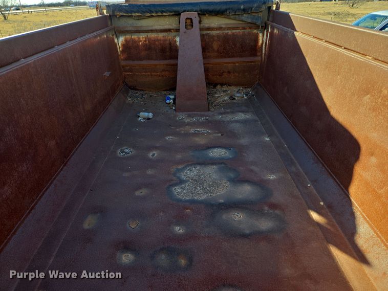 image for item EE0015 1996 International 2574 6X4 dump truck