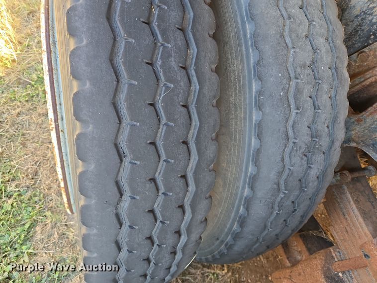 image for item EE0015 1996 International 2574 6X4 dump truck