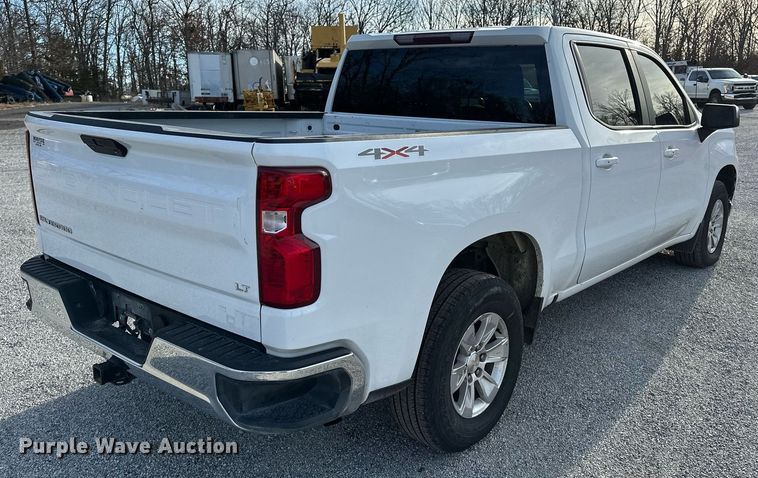 image for item DF8451 2019 Chevrolet Silverado 1500 Crew Cab pickup truck