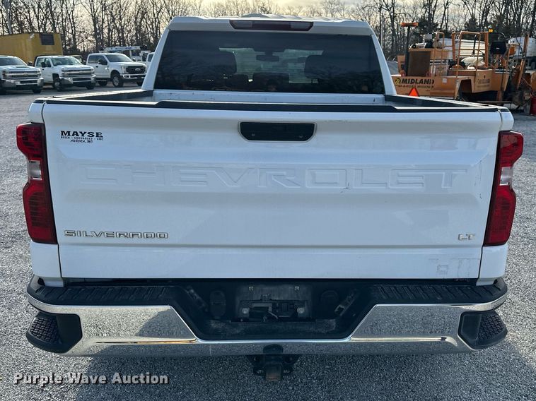 image for item DF8451 2019 Chevrolet Silverado 1500 Crew Cab pickup truck