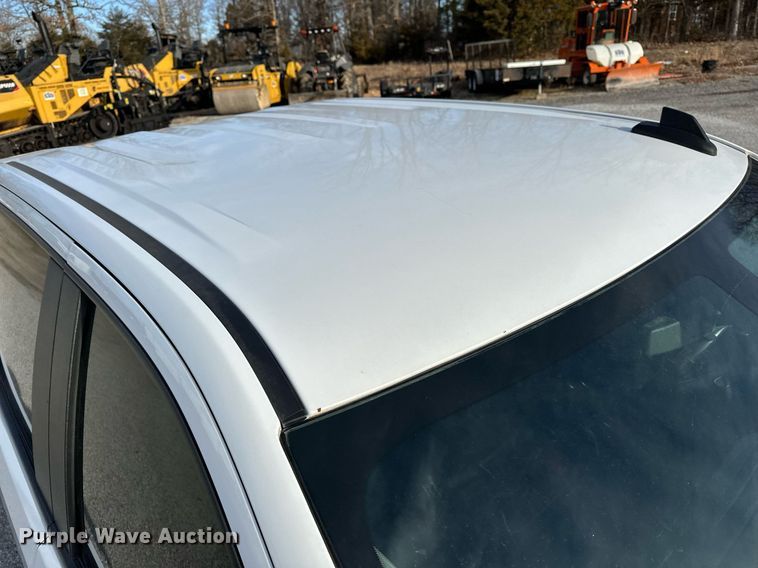 image for item DF8451 2019 Chevrolet Silverado 1500 Crew Cab pickup truck