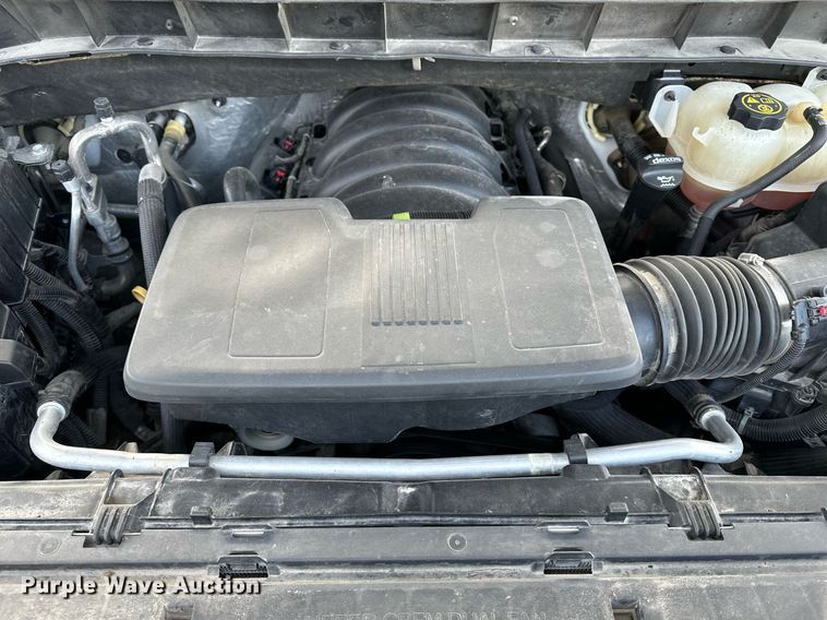 image for item DF8451 2019 Chevrolet Silverado 1500 Crew Cab pickup truck