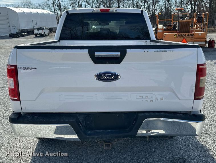 image for item DF8458 2019 Ford F150 SuperCab pickup truck