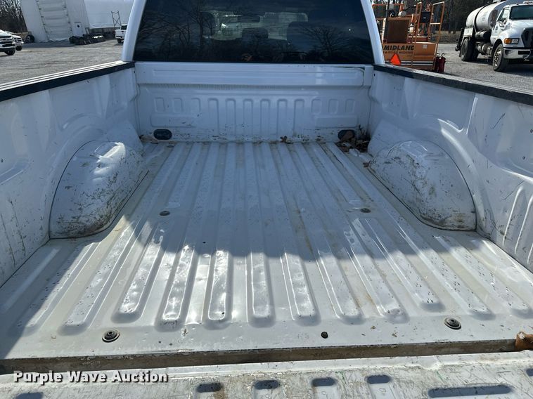 image for item DF8458 2019 Ford F150 SuperCab pickup truck