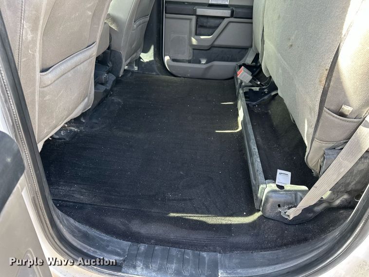 image for item DF8458 2019 Ford F150 SuperCab pickup truck