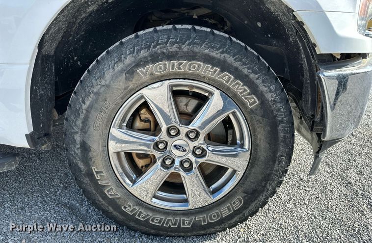 image for item DF8458 2019 Ford F150 SuperCab pickup truck