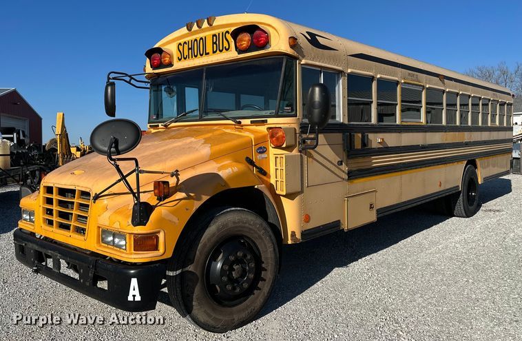 image for item DF8459 2005 Blue Bird Vision school bus