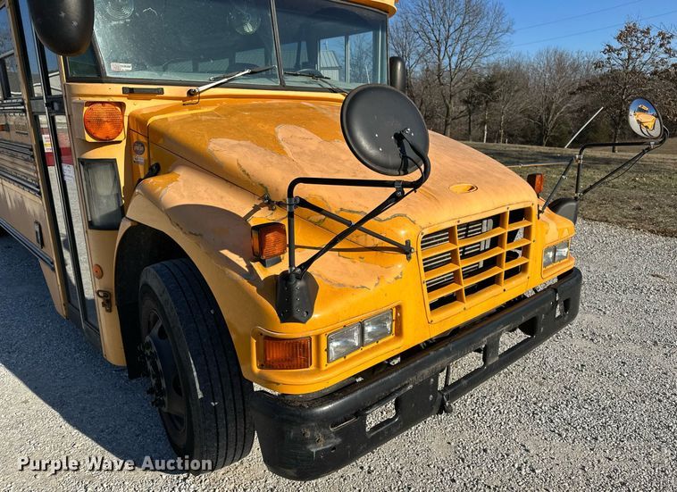 image for item DF8459 2005 Blue Bird Vision school bus