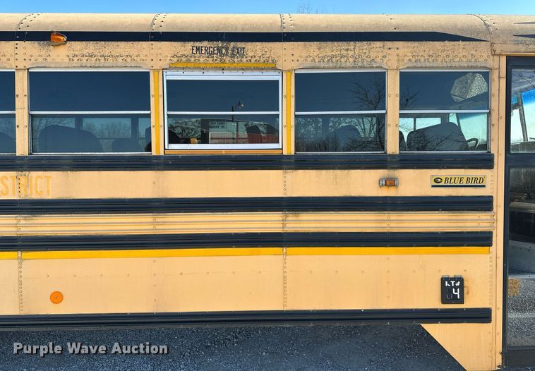 image for item DF8459 2005 Blue Bird Vision school bus