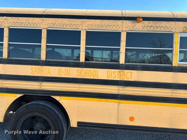 image for item DF8459 2005 Blue Bird Vision school bus