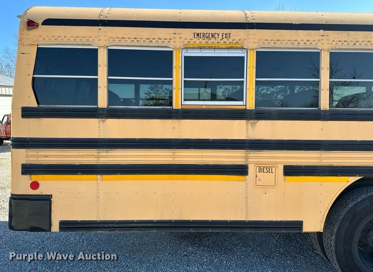 image for item DF8459 2005 Blue Bird Vision school bus