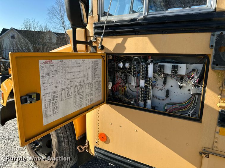 image for item DF8459 2005 Blue Bird Vision school bus