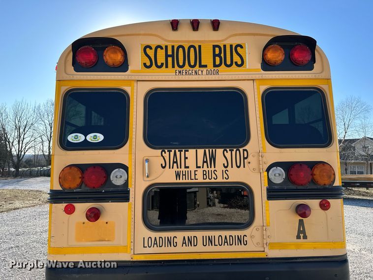 image for item DF8459 2005 Blue Bird Vision school bus