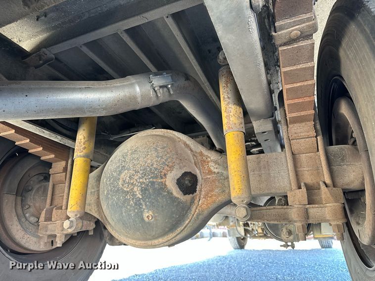 image for item DF8459 2005 Blue Bird Vision school bus