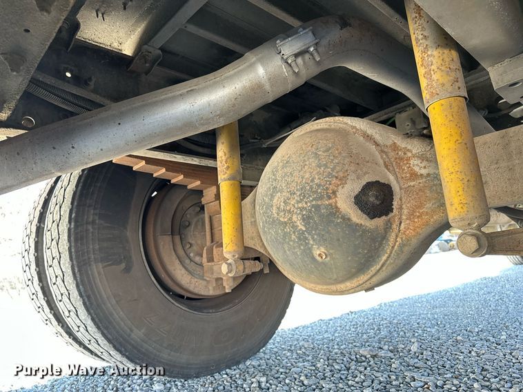 image for item DF8459 2005 Blue Bird Vision school bus