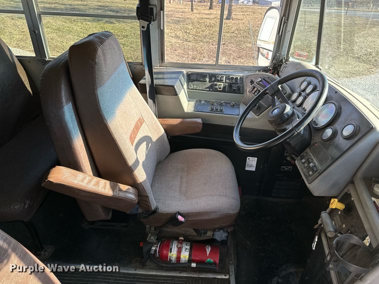 image for item DF8459 2005 Blue Bird Vision school bus